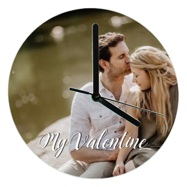 Couple Glass Clock Thumbnail